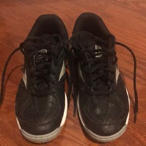 black volleyball shoes